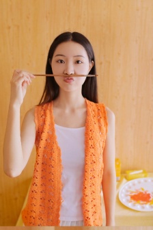 晚上吃你的小草莓是什么意思呀